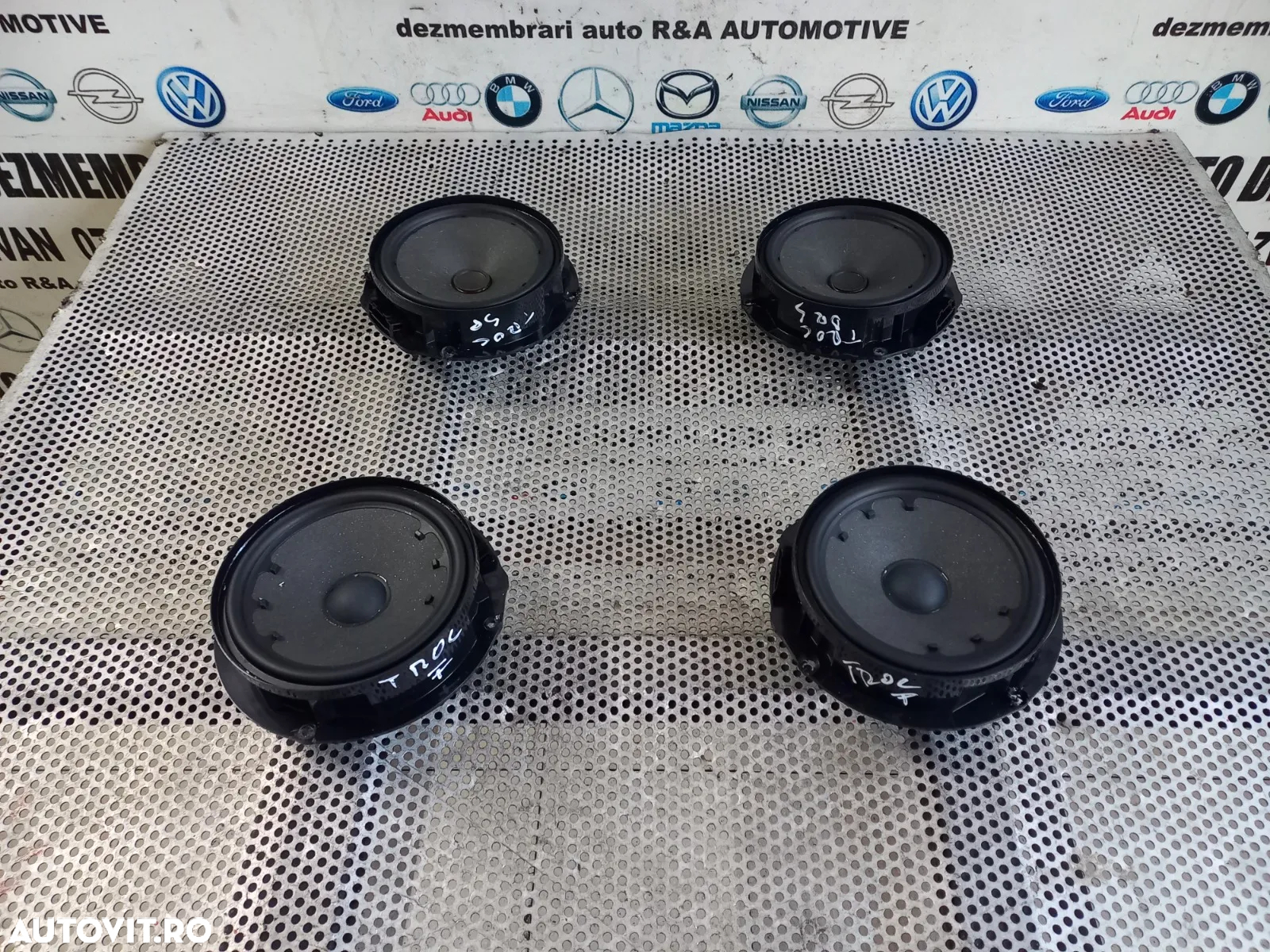 Boxa Difuzor Usa Vw T-Roc Golf 7 Seat Leon 3 Skoda Octavia 3 Audi T-Cross Passat Etc. Dupa 2015 Cod - 2