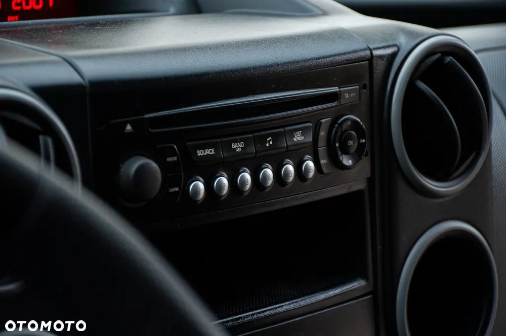 Peugeot PARTNER - 29