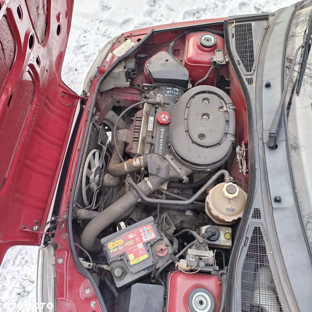 Renault Clio 1.2 RL - 21