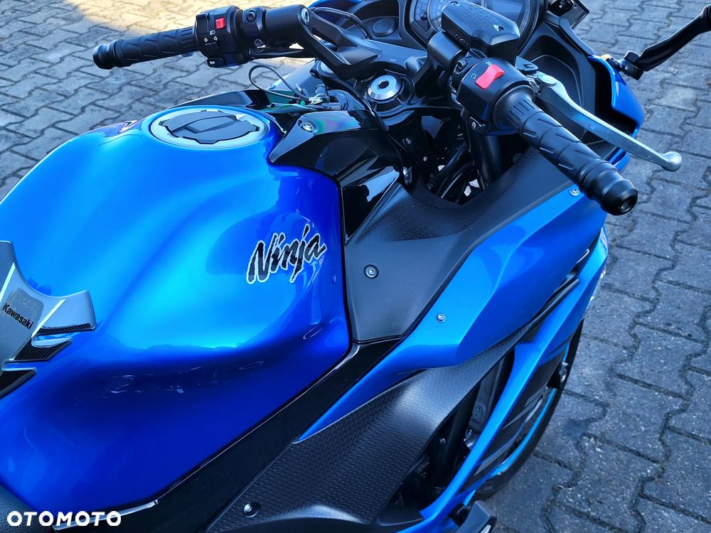 Kawasaki Ninja - 15