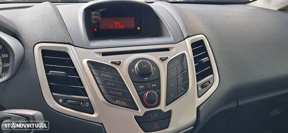 Ford Fiesta 1.25 Titanium - 7