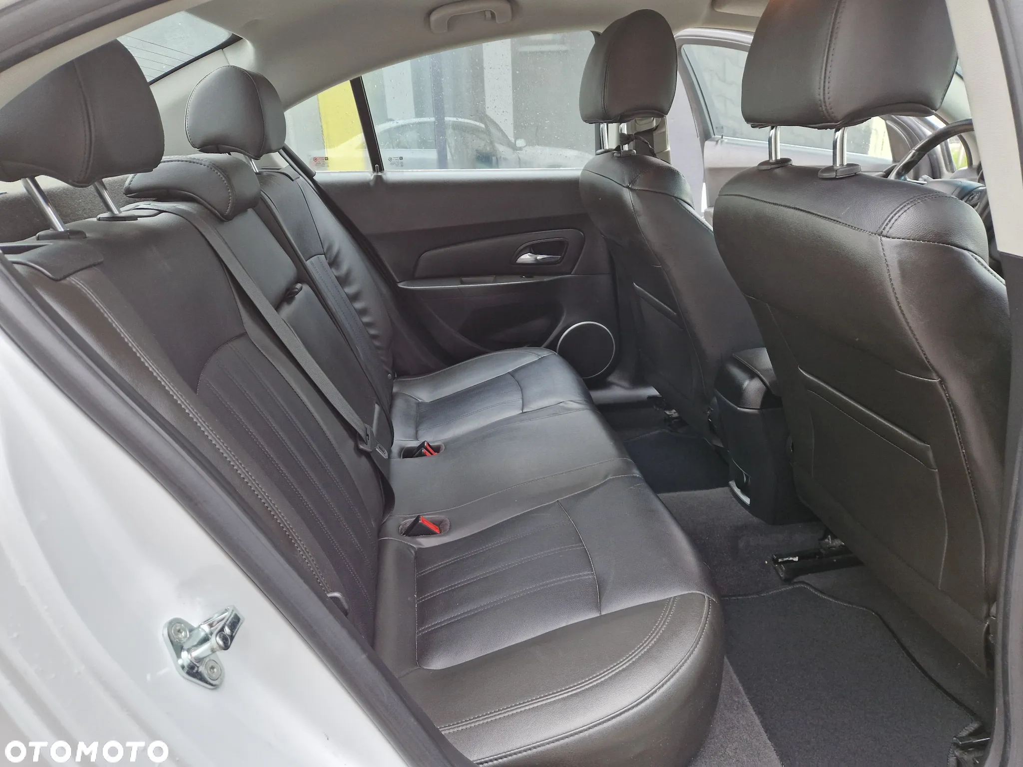 Chevrolet Cruze 1.8 Base - 12