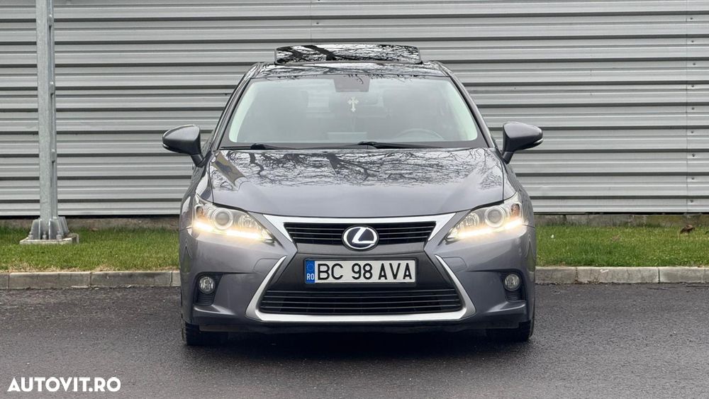 Lexus CT 200h Limited Edition - 1