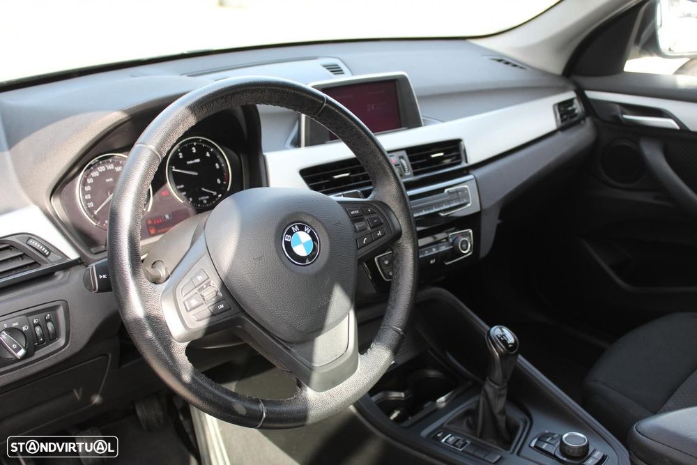 BMW X1 16 d sDrive - 12