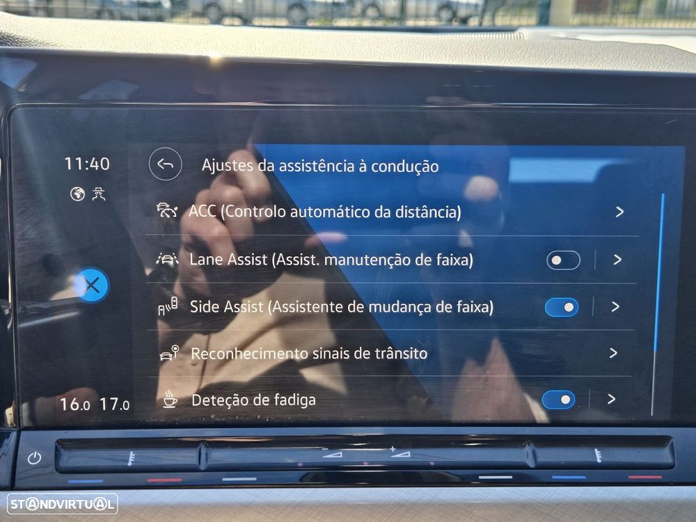 VW Golf 1.0 TSI Sportline - 35