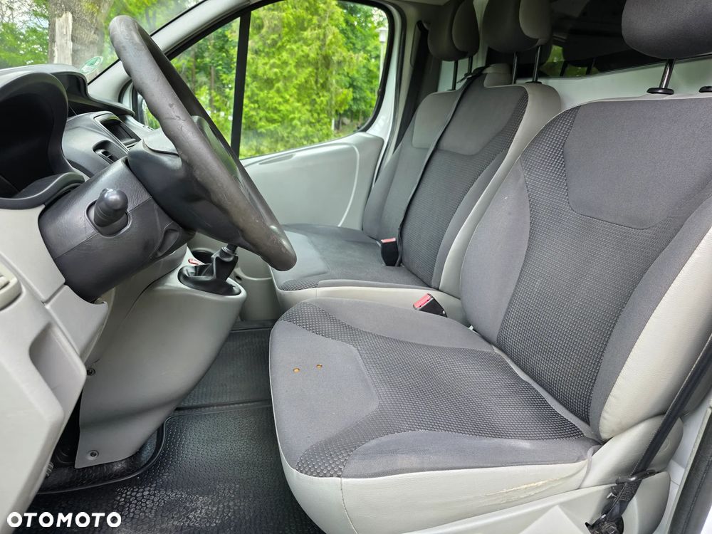 Opel Vivaro - 9