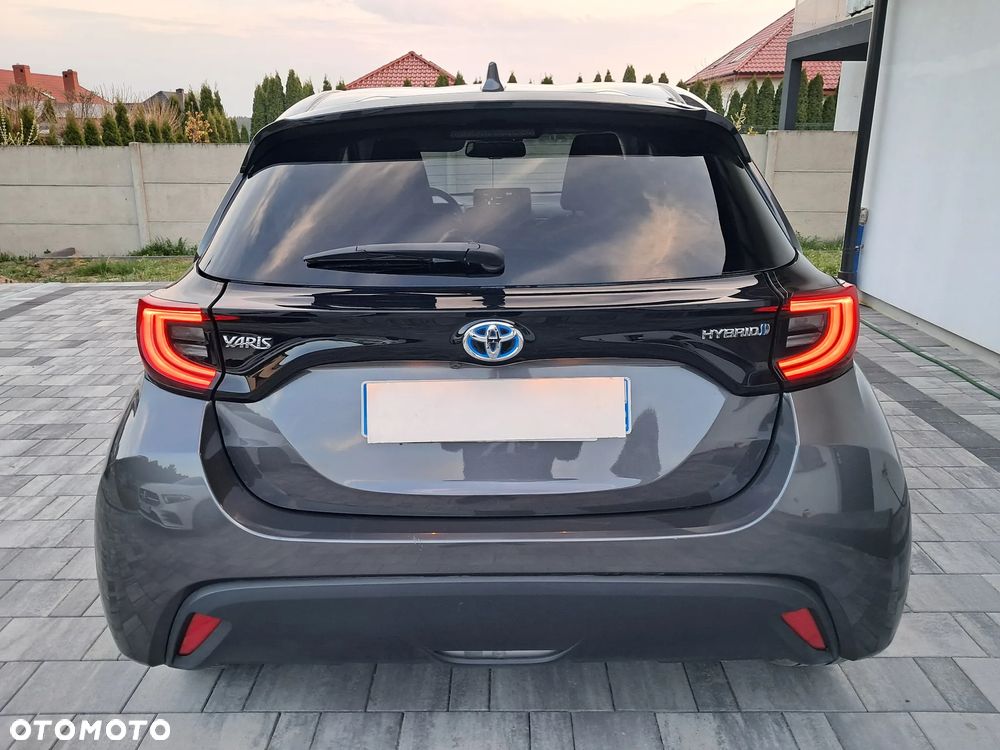 Toyota Yaris Hybrid 1.5 Executive - 12