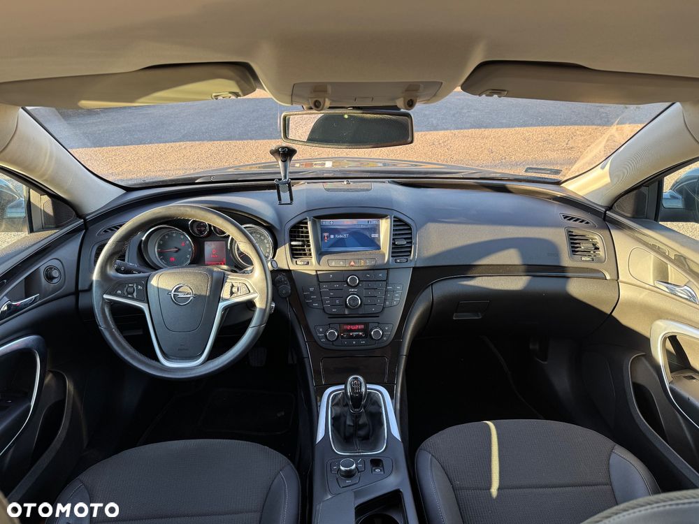 Opel Insignia 1.6 Turbo Edition - 11