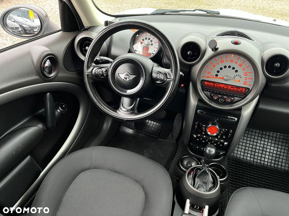 MINI Countryman Cooper D - 18