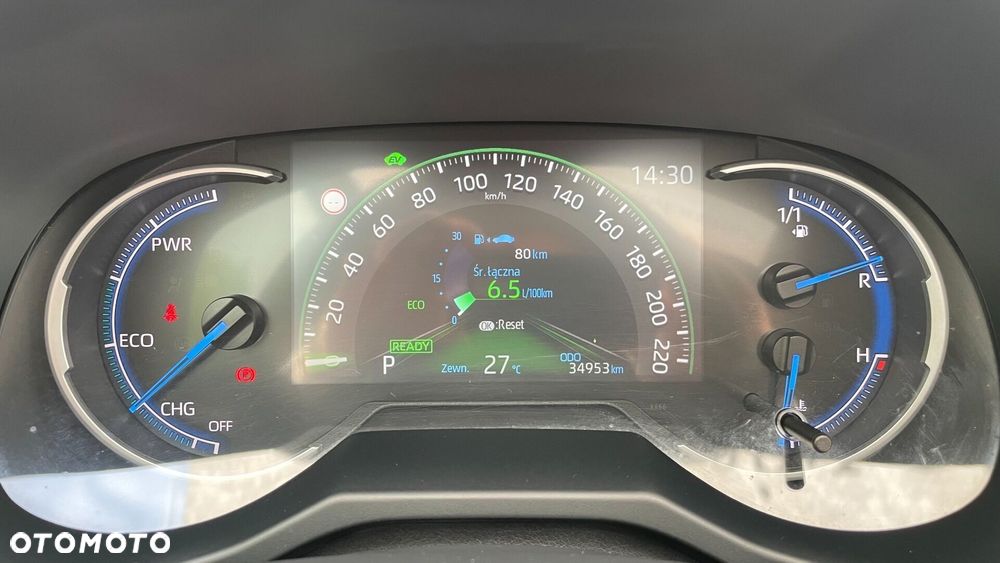 Toyota RAV4 - 11