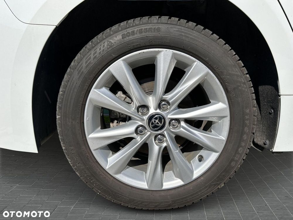 Toyota Corolla 1.8 Hybrid Comfort - 21
