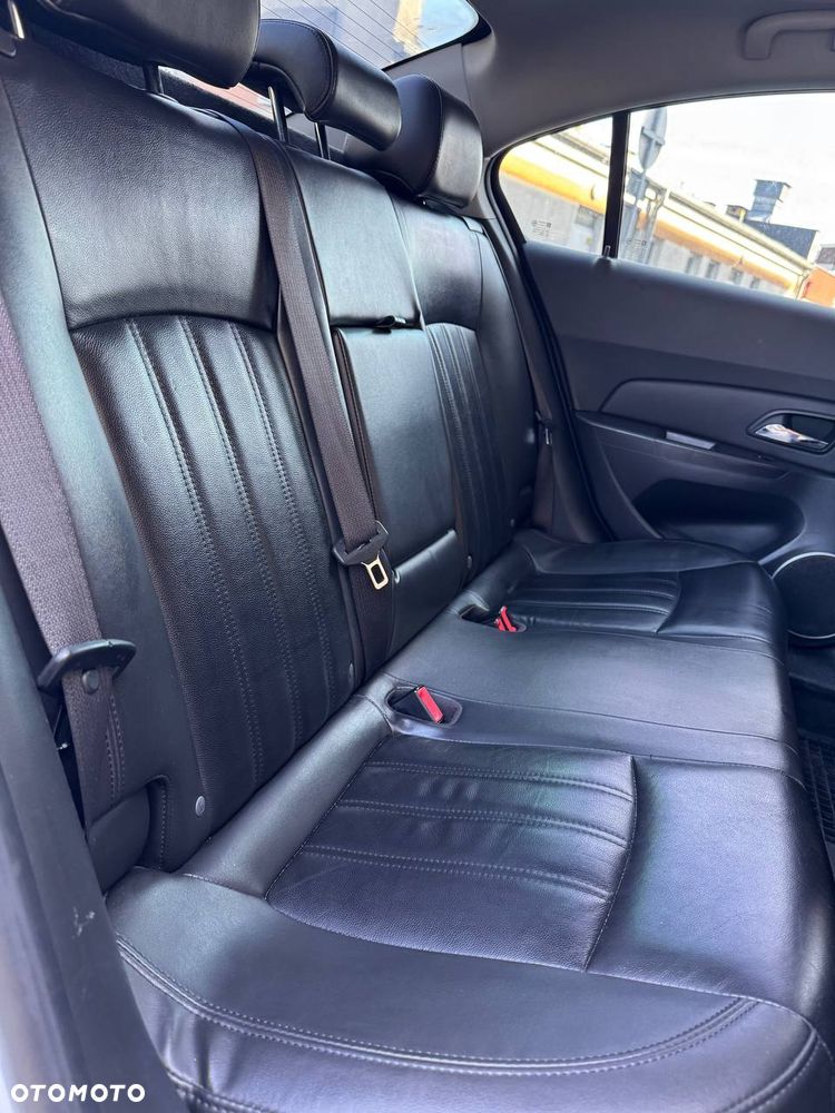 Chevrolet Cruze - 4
