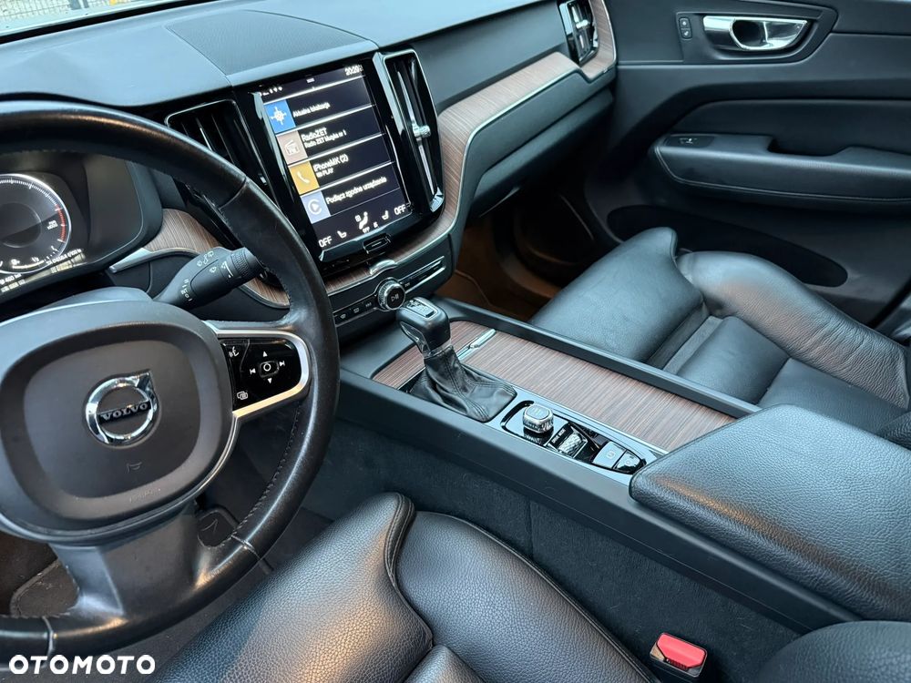 Volvo XC 60 D4 SCR AWD Inscription - 8