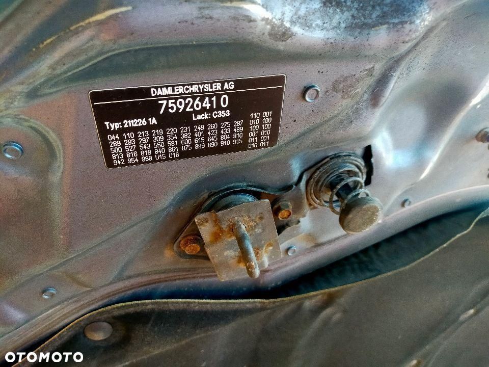 Mercedes W211 Maska Pokrywa Silnika C353 2004 - 8