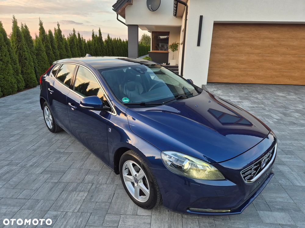 Volvo V40 - 17
