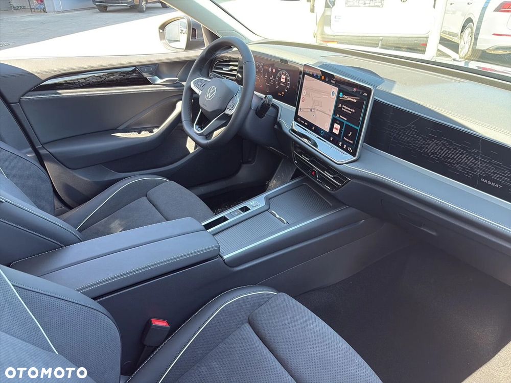 Volkswagen Passat Variant 2.0 TSI Business Plus DSG - 20