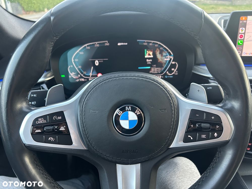 BMW Seria 5 530e iPerformance xDrive M Sport sport - 12