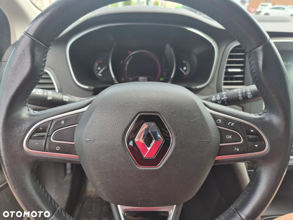 Renault Megane 1.6 SCe Life - 10