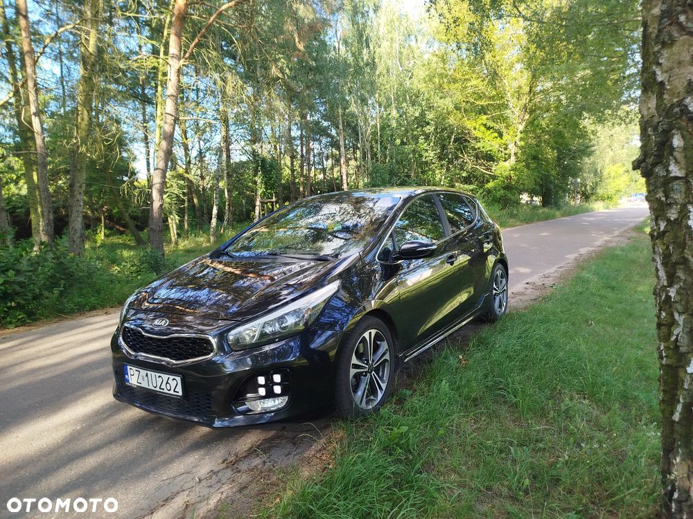 Kia Ceed 1.6 CRDi GT Line - 1