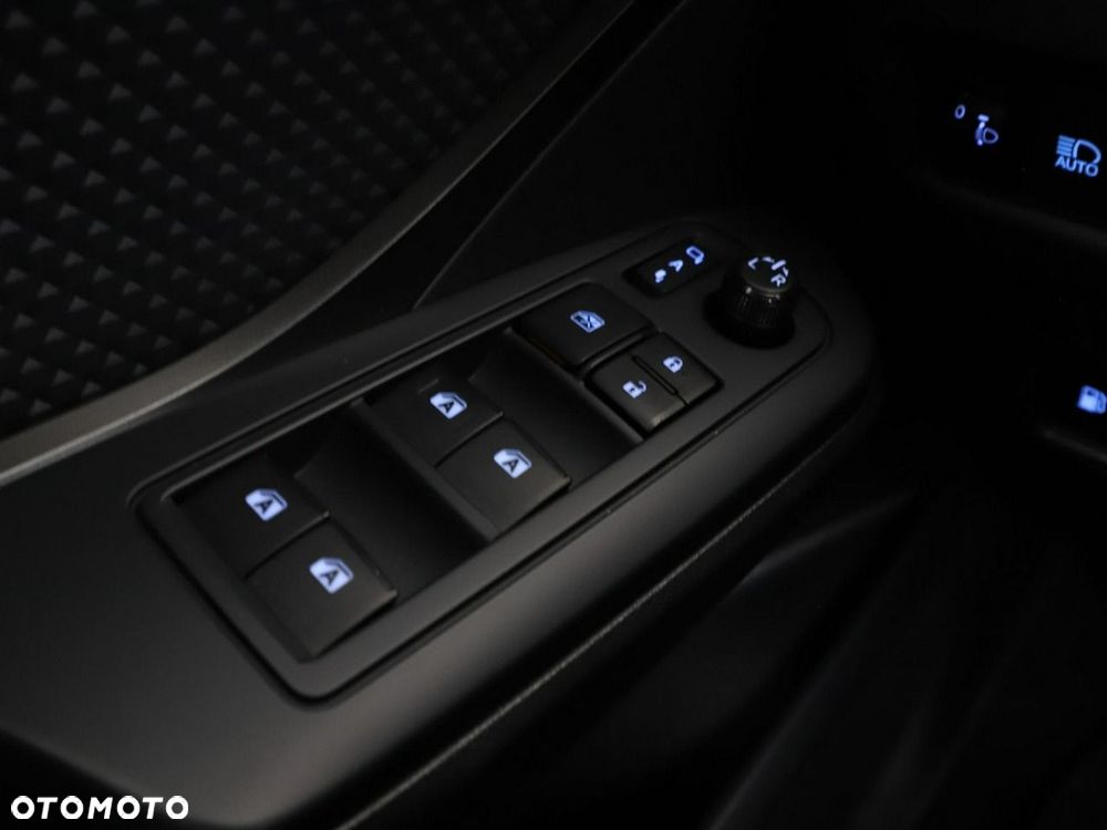Toyota C-HR Flow - 34