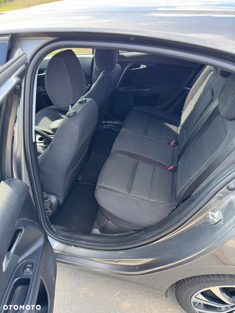 Fiat Tipo 1.6 MultiJet 16v Lounge - 20