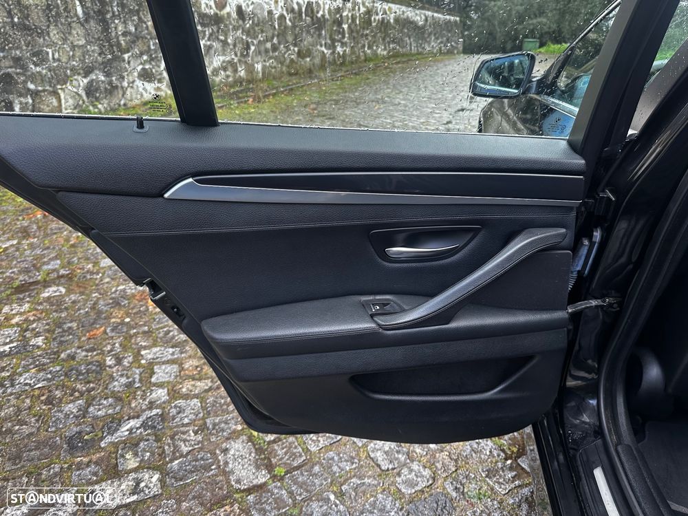 BMW 520 d Line Luxury Auto - 39