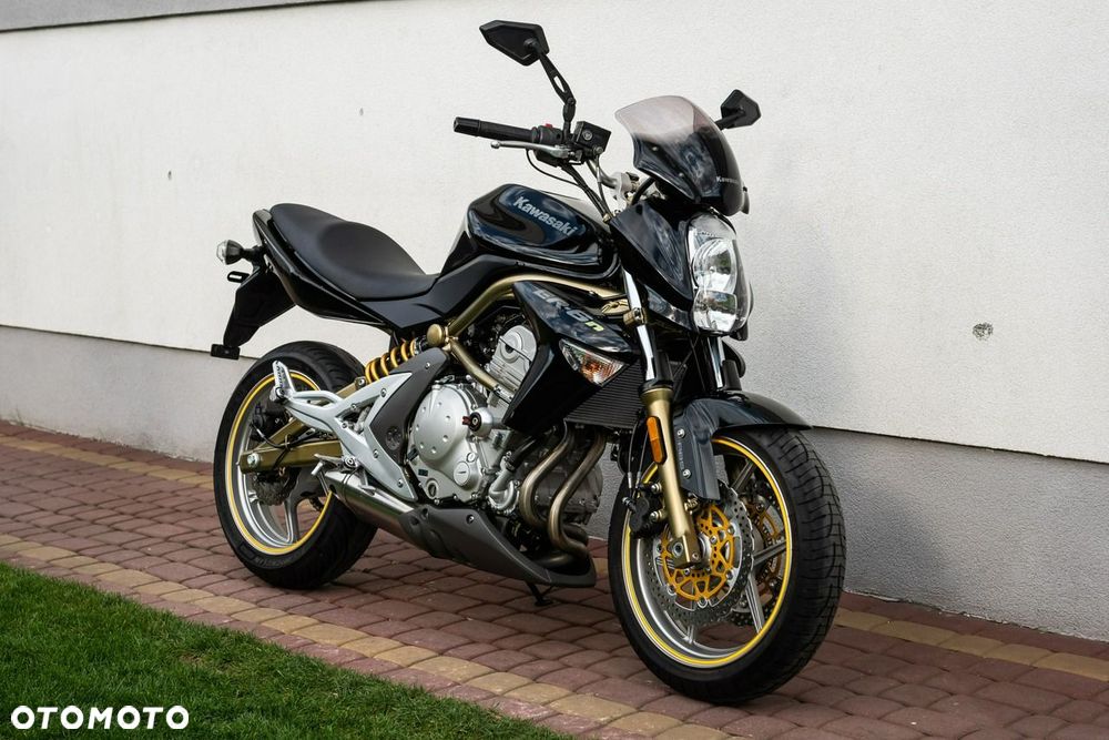 Kawasaki ER - 1