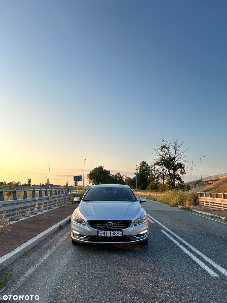 Volvo S60 - 6