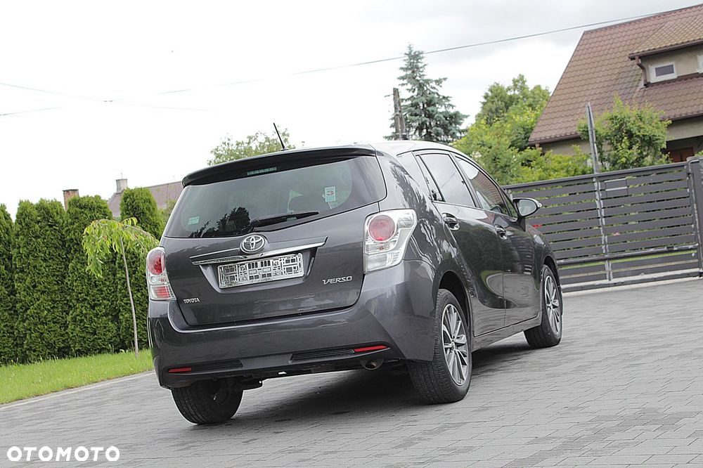 Toyota Verso 1.8 Prestige MS EU6 - 21