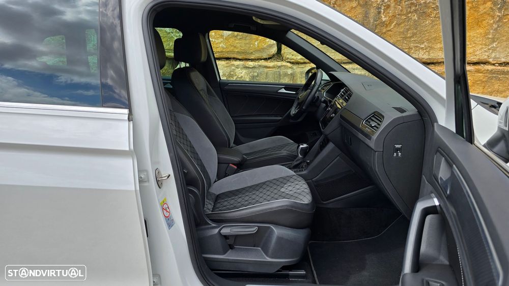 VW Tiguan 1.4 TSI eHybrid R-Line DSG - 49