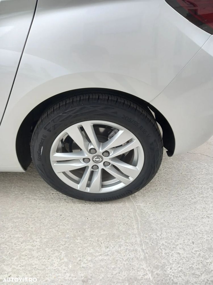 Opel Astra 1.2 Turbo Start/Stop Edition - 9