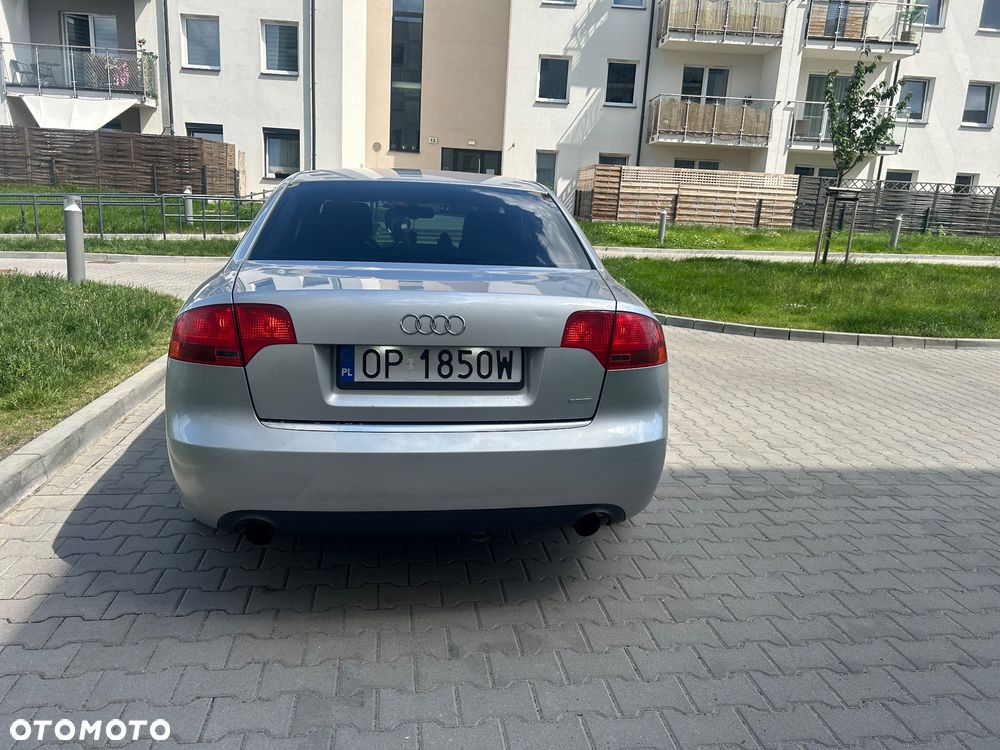 Audi A4 Limousine 3.2 FSI Quattro - 6