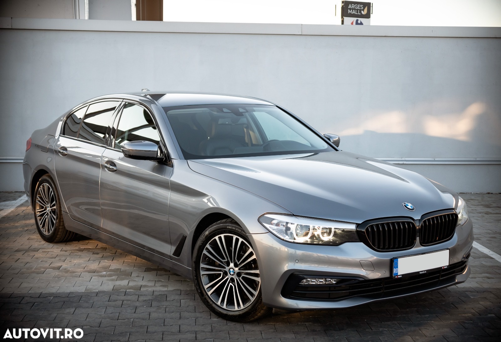 BMW Seria 5 520d AT - 4