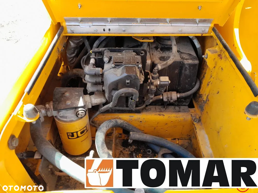 JCB 220X - 22