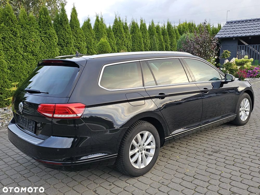 Volkswagen Passat Variant 2.0 TDI DSG (BlueMotion Technology) Comfortline - 11