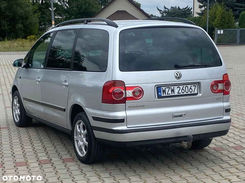 Volkswagen Sharan 1.8T Highline Tiptr - 5