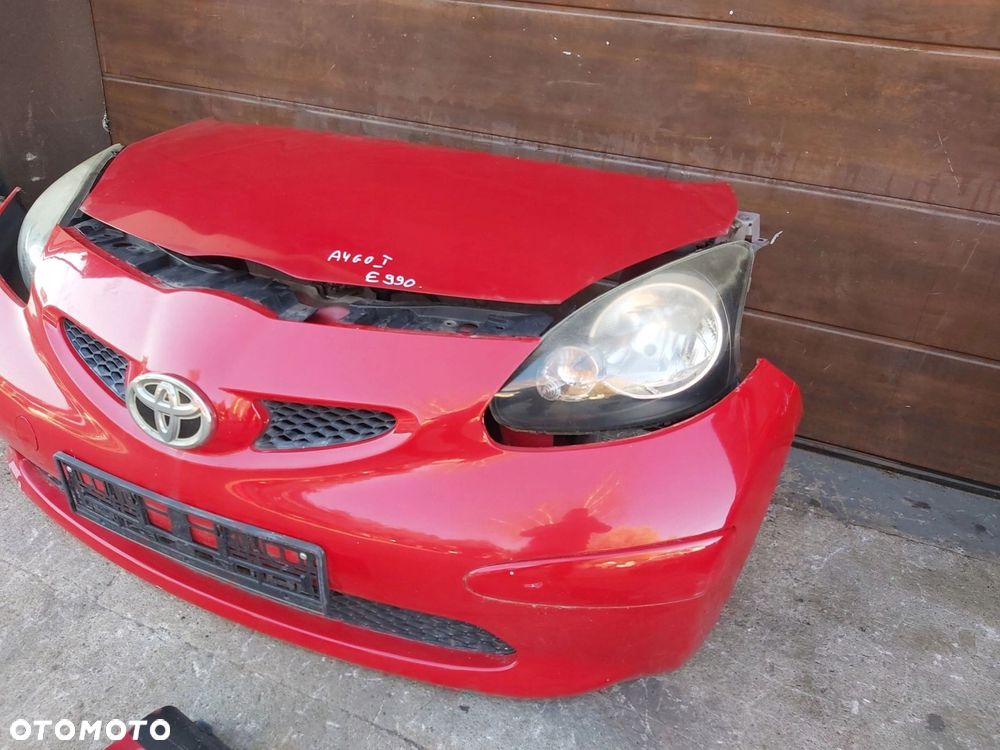 Toyota AYGO I Kompletny przód zderzak maska lampa pas przedni chłodnica 3P0 - 5