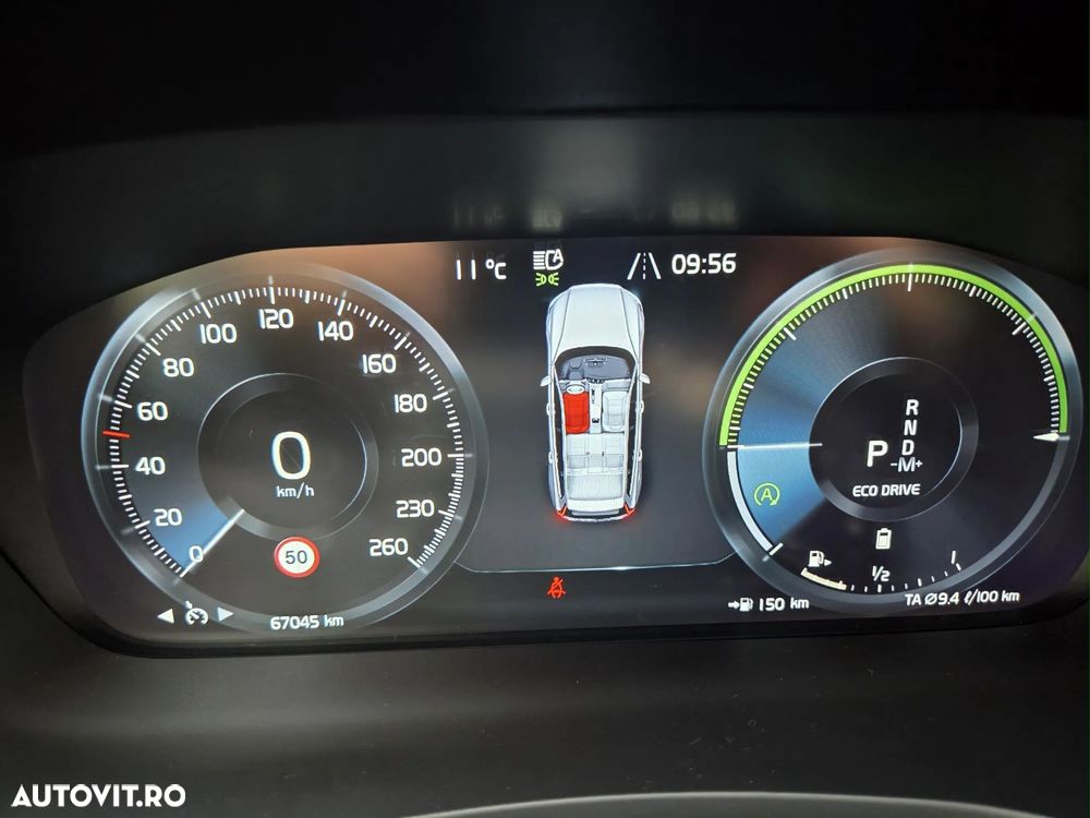 Volvo V60 B4 MHEV AT8 FWD Momentum Pro - 4