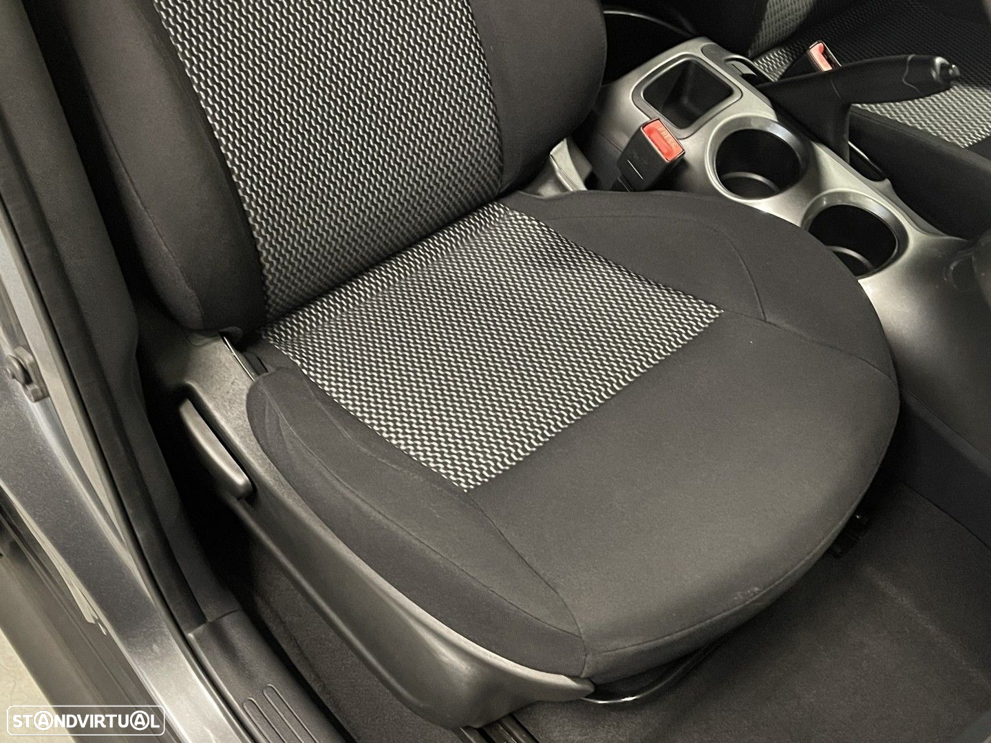 Nissan Juke 1.5 dCi N-Connecta - 42