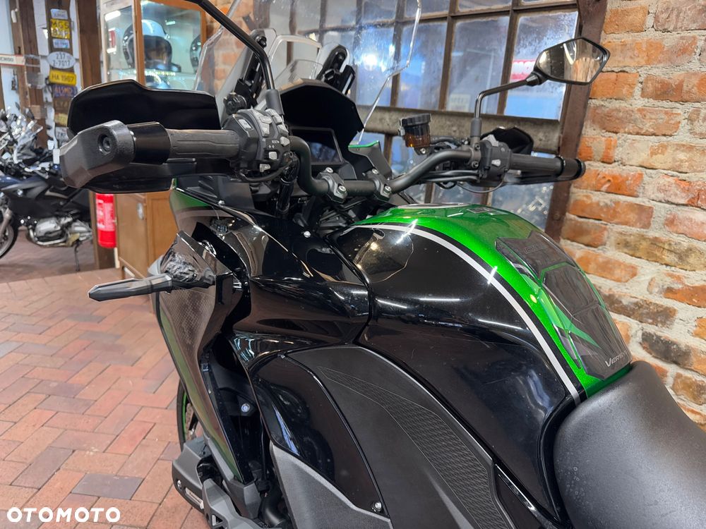 Kawasaki Versys 1000 - 11