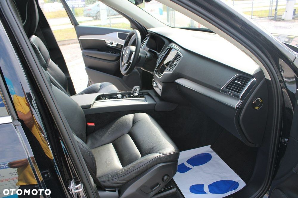 Volvo XC 90 - 36