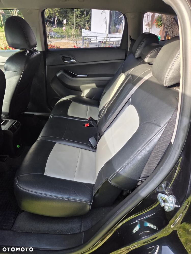 Chevrolet Orlando - 10