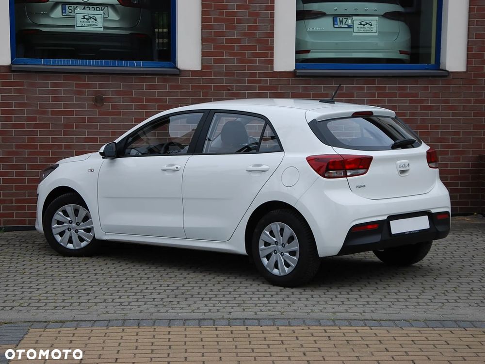Kia Rio 1.2 M - 23