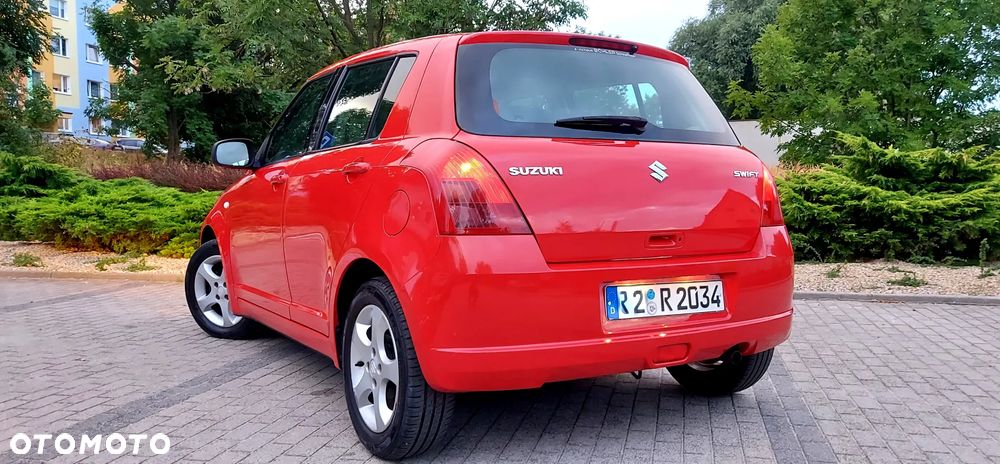 Suzuki Swift 1.3 Limited 25 - 10