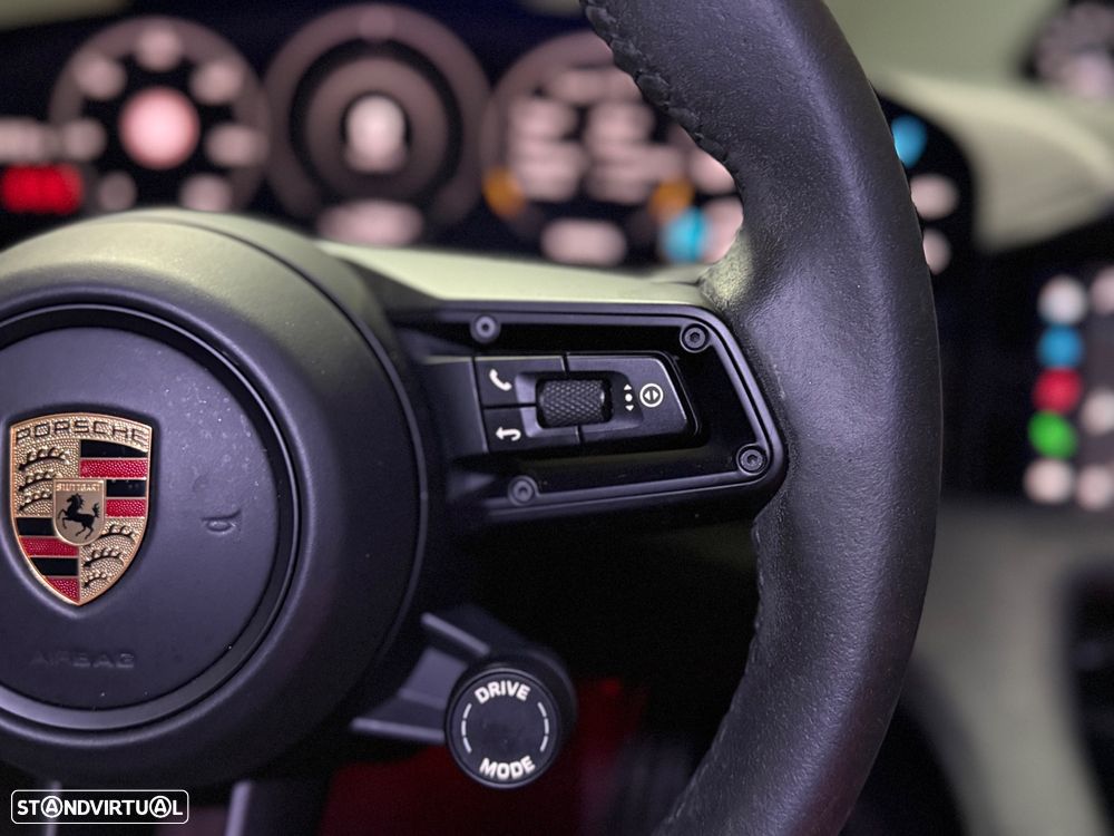 Porsche Taycan Sport Turismo GTS - 34