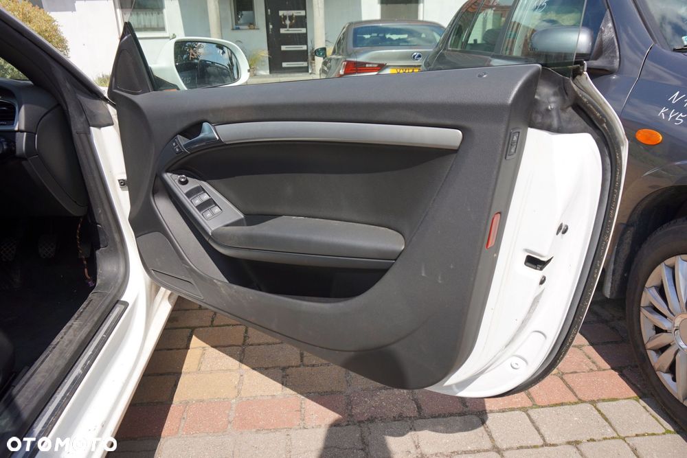 DRZWI PRZEDNIE PRAWE A5 I 8T CABRIO LY9C  BIAŁY AUDI 2007-2016 - 9