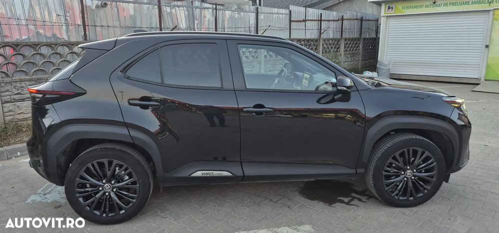 TOYOTA Yaris Cross 2023 — imagine 4