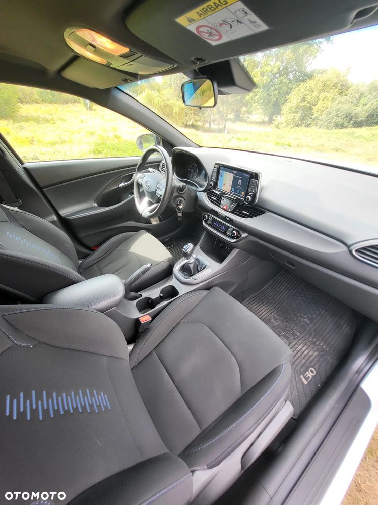 Hyundai i30 1.4 T-GDI GO Plus - 16