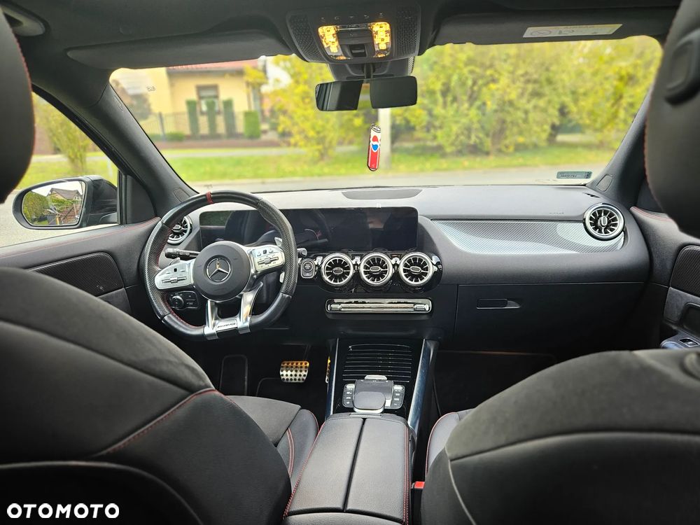 Mercedes-Benz GLA AMG 35 4-Matic - 22