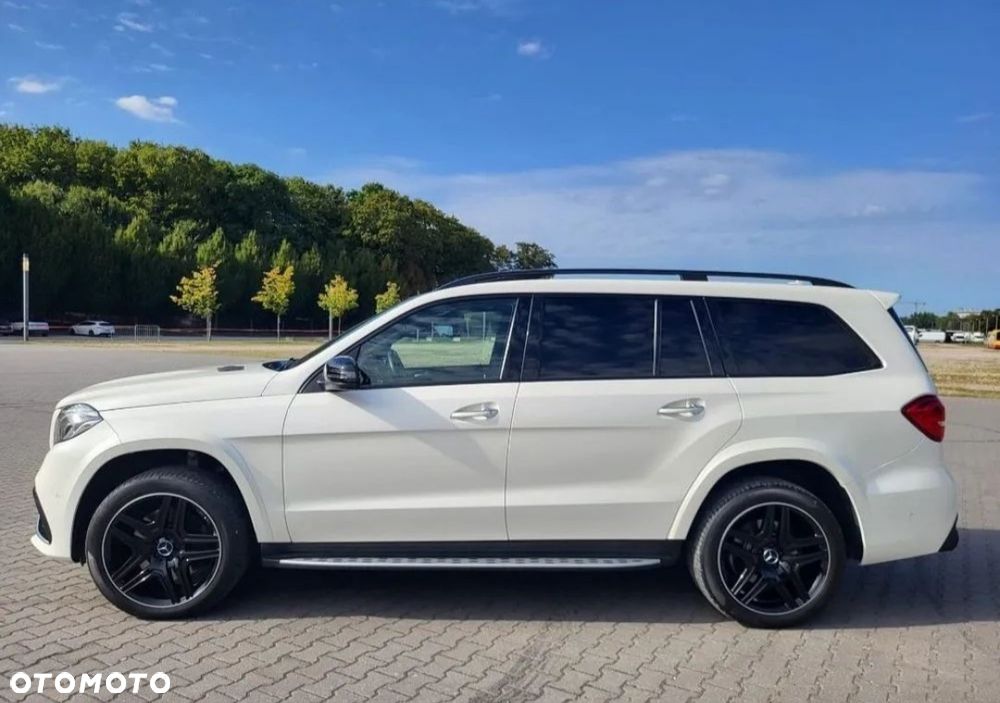 Mercedes-Benz GLS - 7